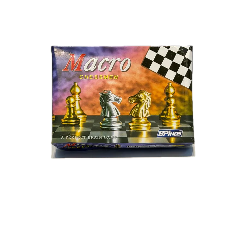 Bpinds Macro Chessmen Set Black & White